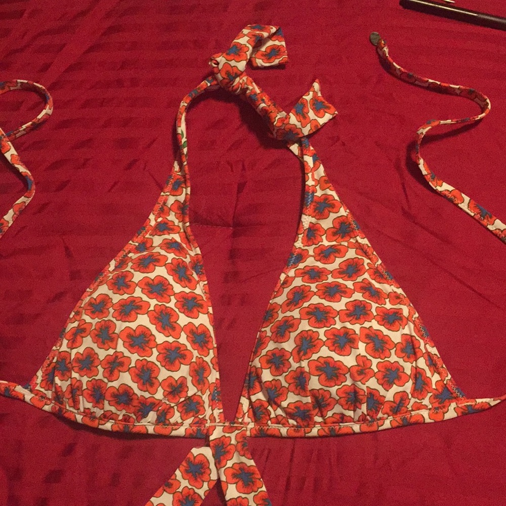 Tommy Bahama reversible bikini top